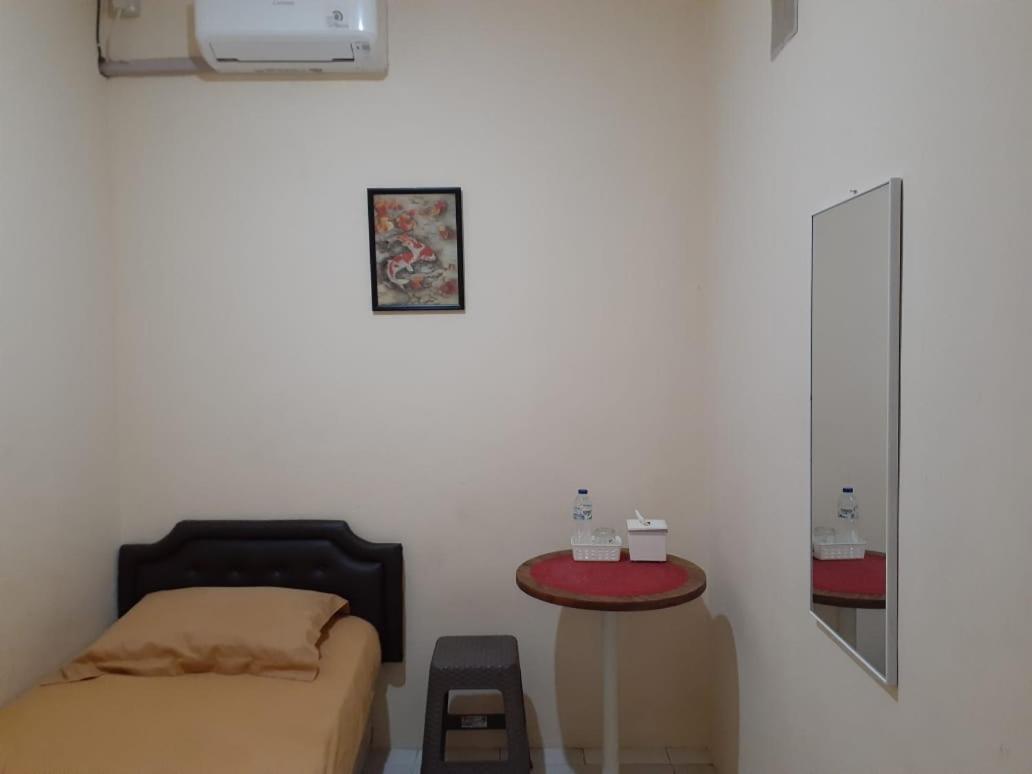 Hotel Kost Carmelia Syariah Baranangsiang Bogor Exterior foto