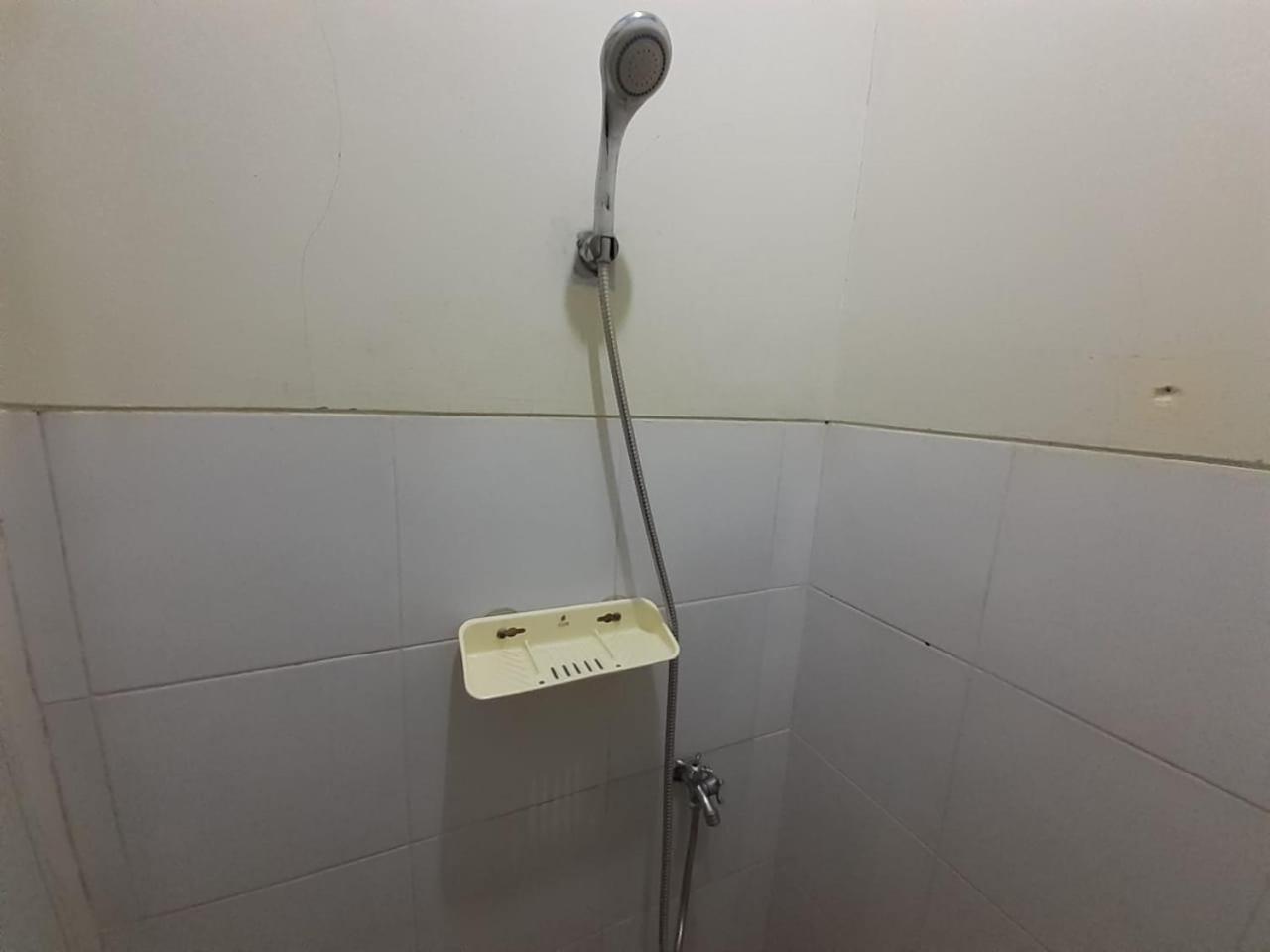 Hotel Kost Carmelia Syariah Baranangsiang Bogor Habitación foto